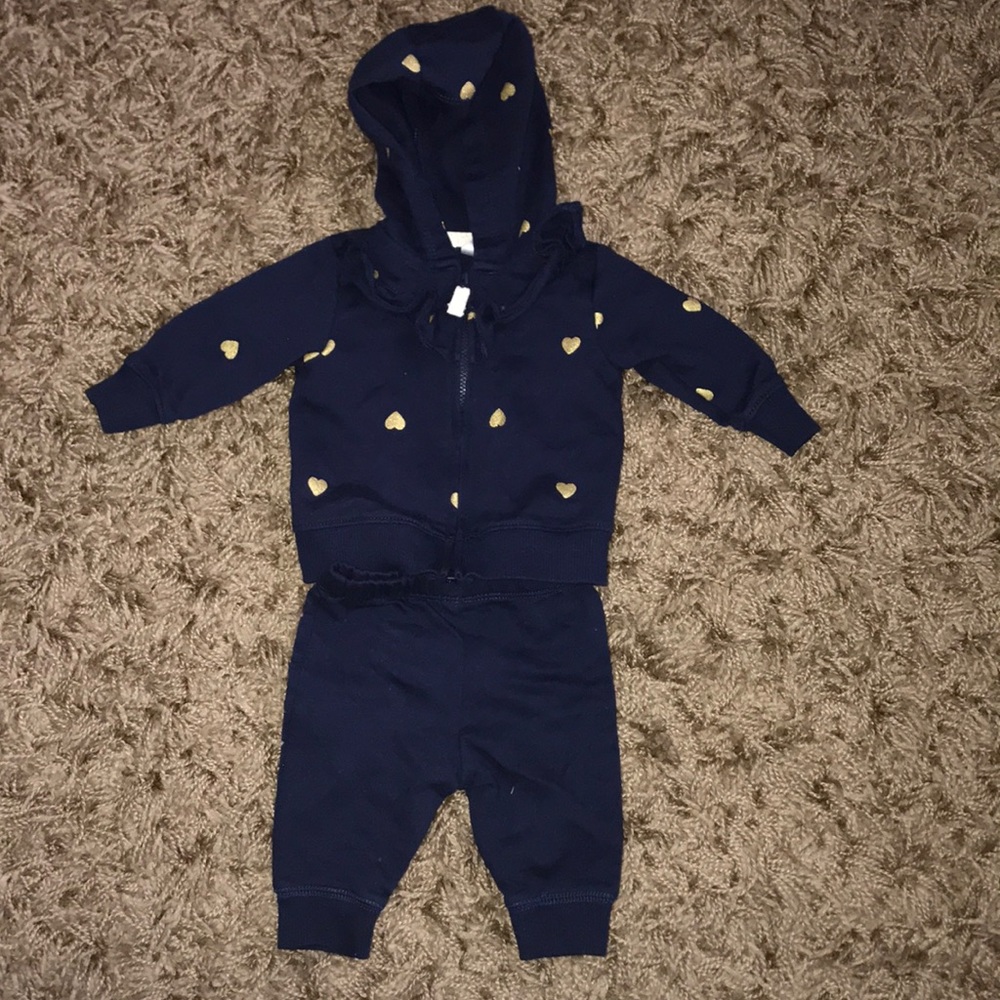 Navy matching Jodie and sweat pants set 3 months